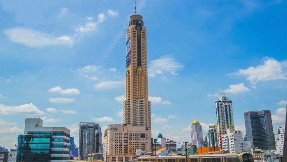 Buffet im Baiyoke Sky Hotel im Rainbow Cloud Sky Tower in Bangkok, Thailand