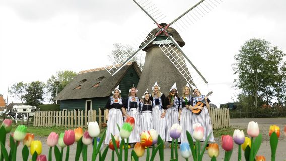 Volendam: Traditionelles Kostümfoto mit Käse- und Clog-Tour