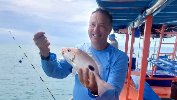 蘇梅島MR.TU海釣：海鮮即場烹製|專業漁船|包船訂製