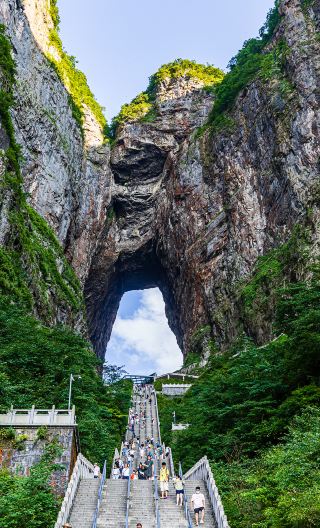 3D2N • Zhangjiajie + Wulingyuan + Tianmen Mountain National Forest Park + Huanglong Cave