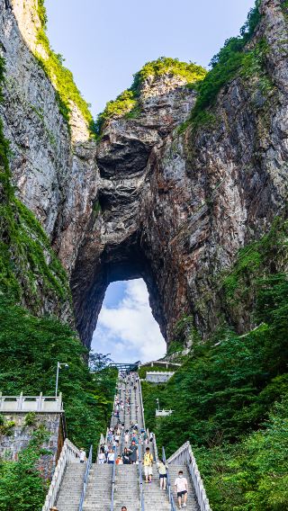 3D2N • Zhangjiajie + Wulingyuan + Tianmen Mountain National Forest Park + Huanglong Cave