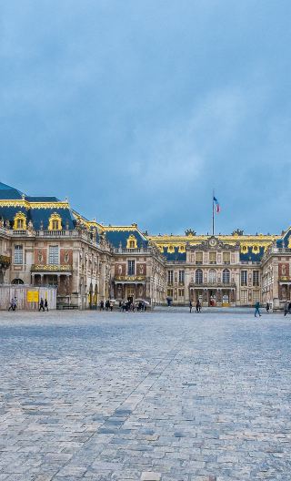 7D6N • France : Paris + Germany : Berlin + Dual-City Cultural and Romantic Journey + One Trip, Two Kind of Europe