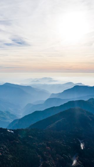 6天5晚 • 台北＋日月潭＋阿里山｜遊船、放天燈、採茶、搭三輪車玩透透