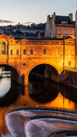 3D2N • United Kingdom + Bath + Cotswolds AONB + Stonehenge + Oxford + Windsor
