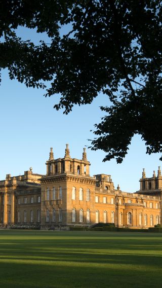 3D2N • United Kingdom + Stonehenge + Bath + Cotswolds AONB + Oxford