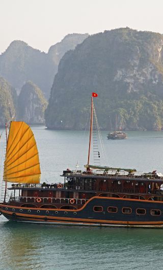 2D1N • Vietnam + Ninh Binh Province + Ha Long Bay Explore the soul of Vietnam