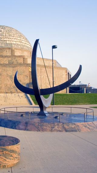 10D9N • Classic Chicago Panorama tour: Oak Street Beach + Art Institute of Chicago + Field Museum + Shedd Aquarium & One Free Day