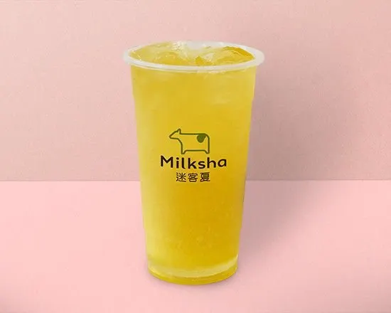 迷客夏 桃園中原大學店的店面與招牌飲品