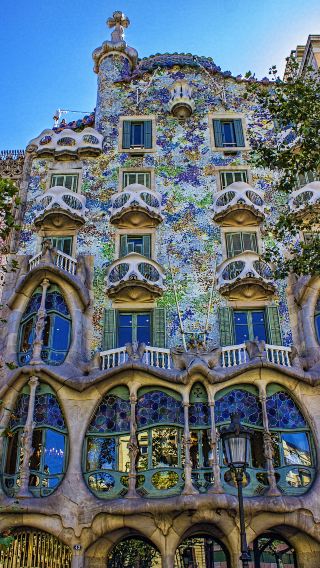 8D7N • Full Spain tour Madrid & Seville & Ronda & Granada & Barcelona, Royal Palace of Madrid, Museo Nacional del Prado, Seville Cathedral, Alhambra, Sagrada Família, Casa Mila, Parc Guell