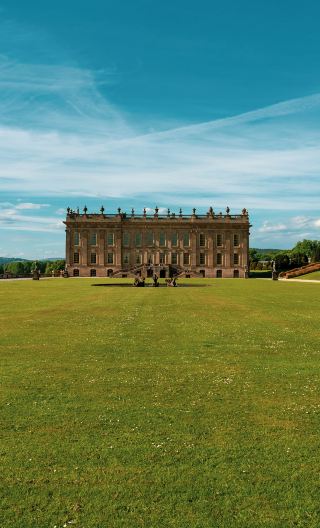 2D1N • Peak District, Chatsworth & Warwick Castle · Book now for an stress-free English escape