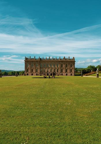 2D1N • Peak District, Chatsworth & Warwick Castle · Book now for an stress-free English escape