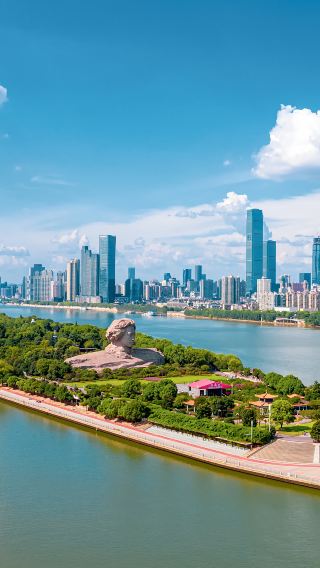 3D2N • Changsha & Shaoshan highlights with luxury stays at Niccolo Changsha or Park Hyatt Changsha: Yuelu Mountain, Orange Island & Hunan Provincial Museum