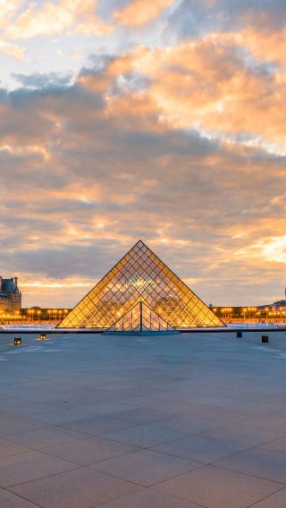 4D3N • France + Paris + Louvre Museum + Eiffel Tower + Arc de Triomphe + Seine River Cruise