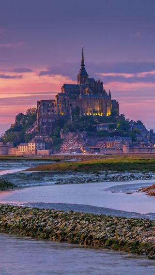 2D1N • Exclusive In-Depth France Tour & from Romantic Paris to The Fairy-Tale Mont Saint-Michel and explore Mont-Saint-Michel Abbey