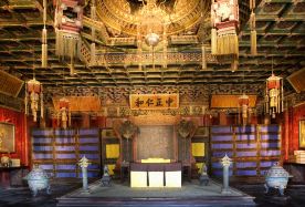 5D4N · Private Tours · Beijing + The Palace Museum + Temple of Heaven + Summer Palace + Prince Kung's Palace Museum · Book your Forbidden City entrance ticket 7 days in advance. Stay at hotels rated 4.7 or above in the Core Second Ring Road business district and Wangfujing area, providing direct access to Tiananmen Square within 15 minutes. Tour the Forbidden City with "Xiangrui," featuring expert commentary by a star guide on 5A scenic areas: Temple of Heaven, Prince Gong's Palace Museum and Summer Palace.