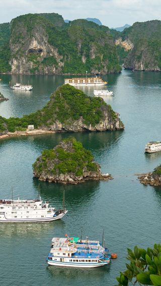 7D6N • AIRFARE INCL · Vietnam: Hanoi + Halong Bay Cruise overnight + Sapa · Flights Incl