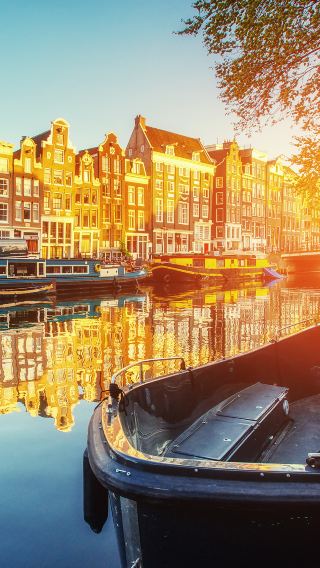 10D9N • Amsterdam, Paris & London — Iconic Europe journey