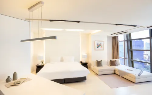 The Classic 500 Pentaz Executive Residence Featured Photos