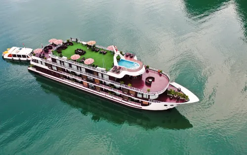 Dora Cruise Избранное Photos