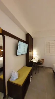 Kampi Hotel Tunjungan - Surabaya Camere Photos
