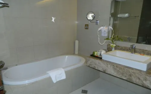Acacia Hotel Manila Chambres Photos