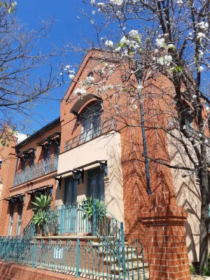Majestic Old Lion Apartments Extérieur Photos