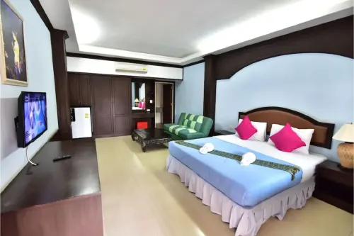 Ampan Resort Kamar Photos