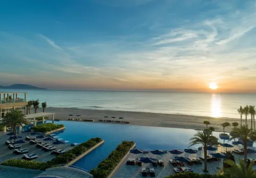 Sheraton Grand Danang Beach Resort & SPA Photos