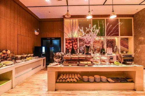 Hampton by Hilton GuiLin Xiufeng Dining Photos