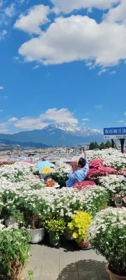 Date jade dragon snow mountain view guest house Hotellin lähellä Photos