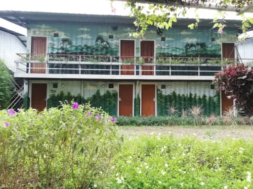 Royal Caravan Hotel & Outbound Trawas Kamar Photos