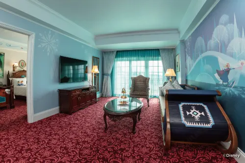 Hong Kong Disneyland Hotel Rooms Photos