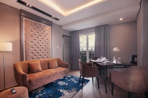 Quest Hotel Darmo Surabaya Area Publik Photos