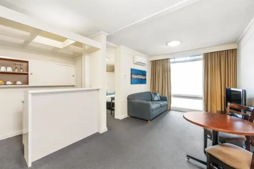Comfort Hotel Adelaide Meridien Kamar Photos