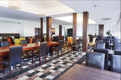 Kingwood Hotel Kuching Restauration Photos