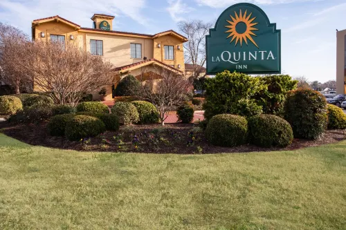 La Quinta Inn by Wyndham Norfolk Virginia Beach Extérieur Photos