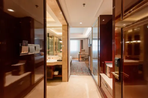Oriental Fenghuang Hotel (Zhongshan Dengdu Ancient Town Huayi Square) Rooms Photos