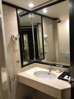 Hotel Ciputra Semarang managed by Swiss-Belhotel International  Kamar Photos