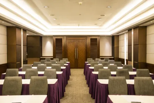 Wharney Hotel Business Facilities Photos