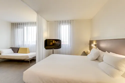 Novotel Suites Paris CDG Airport Villepinte Huoneet Photos