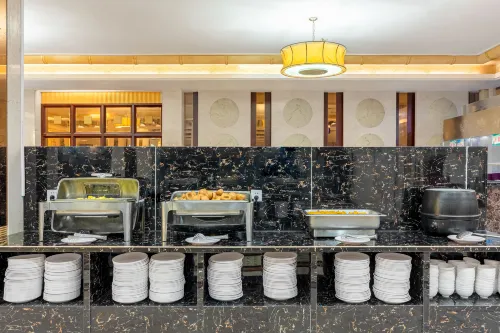 Emperor Hotel Dining Photos