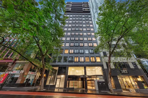Brady Apartment Hotel Hardware Lane Exterior Photos