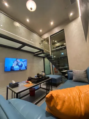 Zhuhai Low-key LOFT Suite Apartment (Huafa Shangdu Haiyin Youyicheng Branch) Unggulan Photos