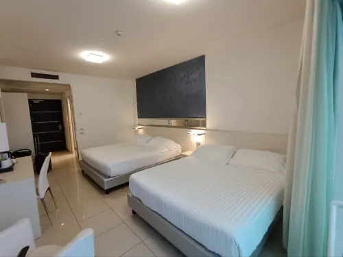 Mercure Rimini Lungomare Номера Photos