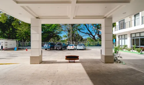 Nalagi Hotel Exterior Photos