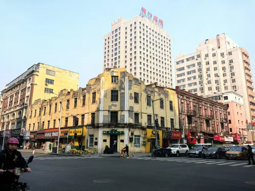 Motel (Harbin Central Avenue Sofia Church Toulong Commercial Building Store) Near Hotel Photos