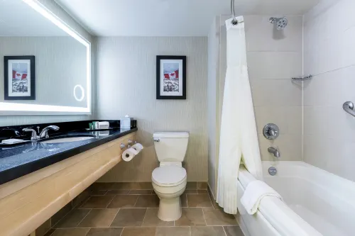 Hilton Whistler Resort & Spa Rooms Photos