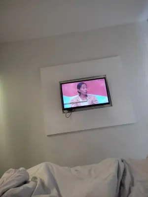 Mars City Hotel Kamar Photos