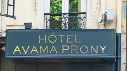 Hôtel Avama Prony Extérieur Photos