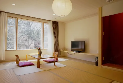 Fuji Syouei Kaikan Kamar Photos